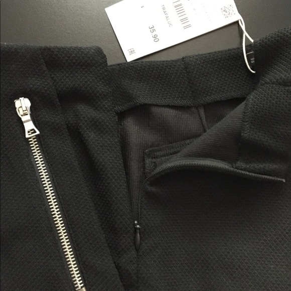 LAST PC!!! ZARA TRF Winter Shorts - Picture 3 of 8